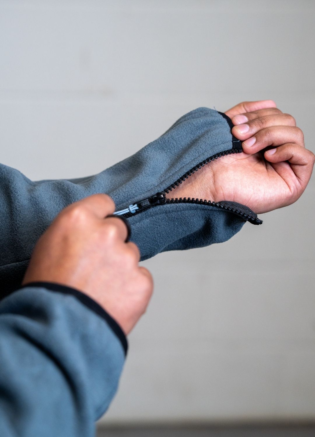 Hybrid Quarter Zip Fleece Thobe